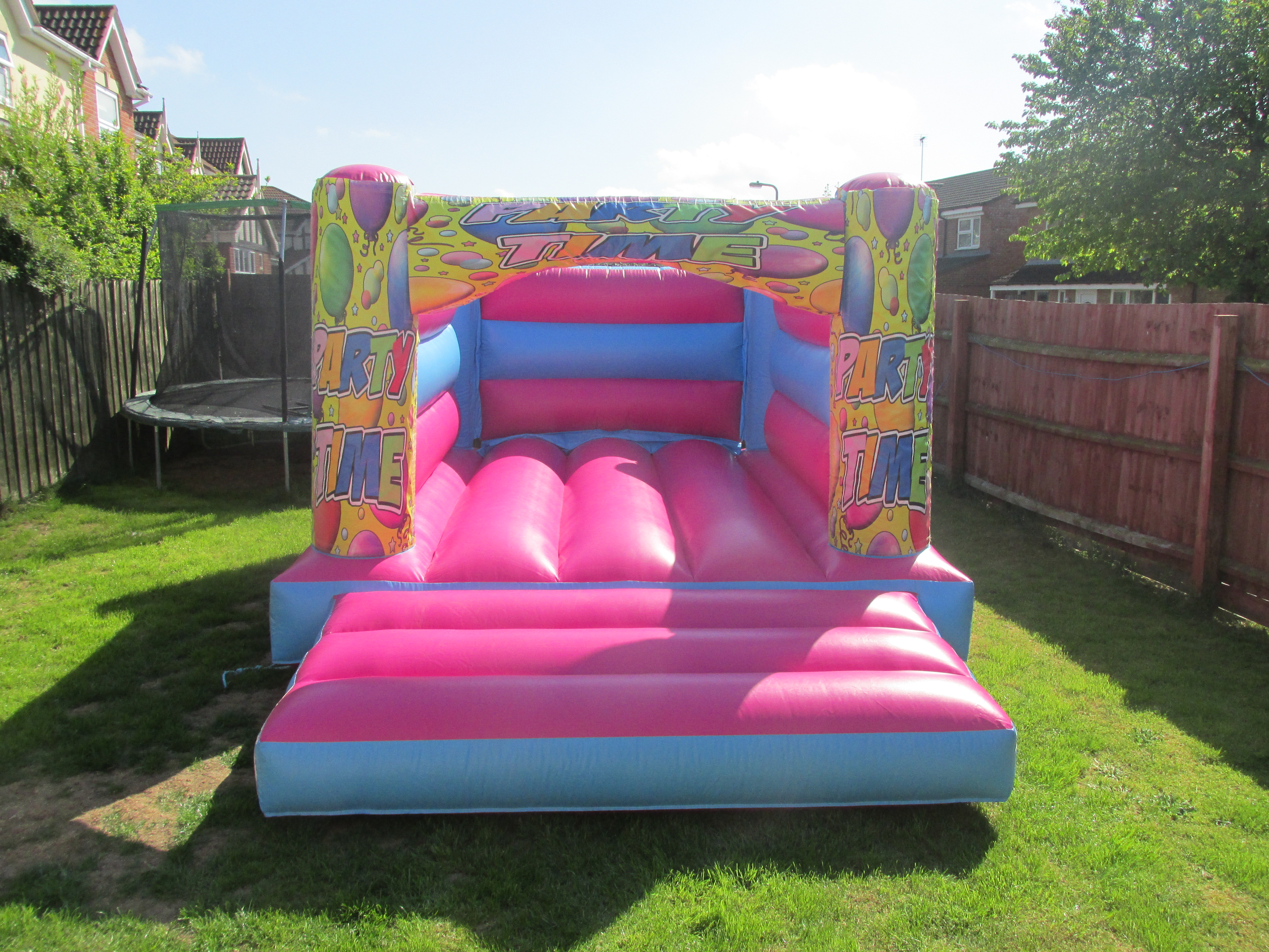 Pretty Pink Balloons Themed Bouncy Castle Hire Peterborough, Bourne, Spalding and Grantham,