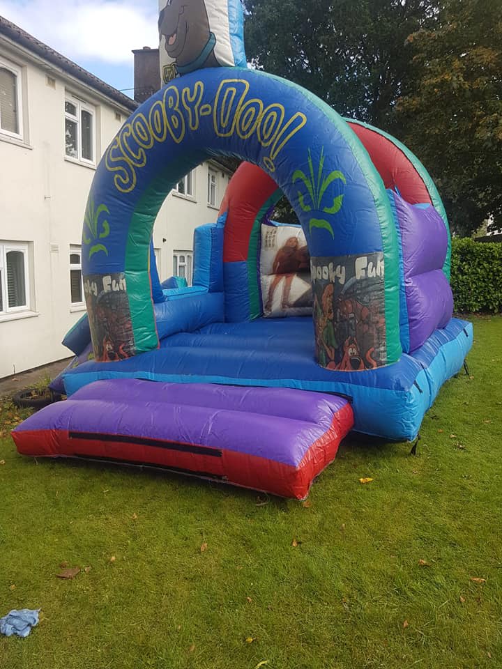 Cheap bouncy castle hire